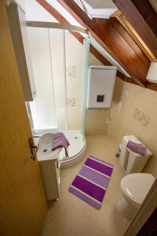 Apartment Niko Kastel Stari Kaštela الغرفة الصورة